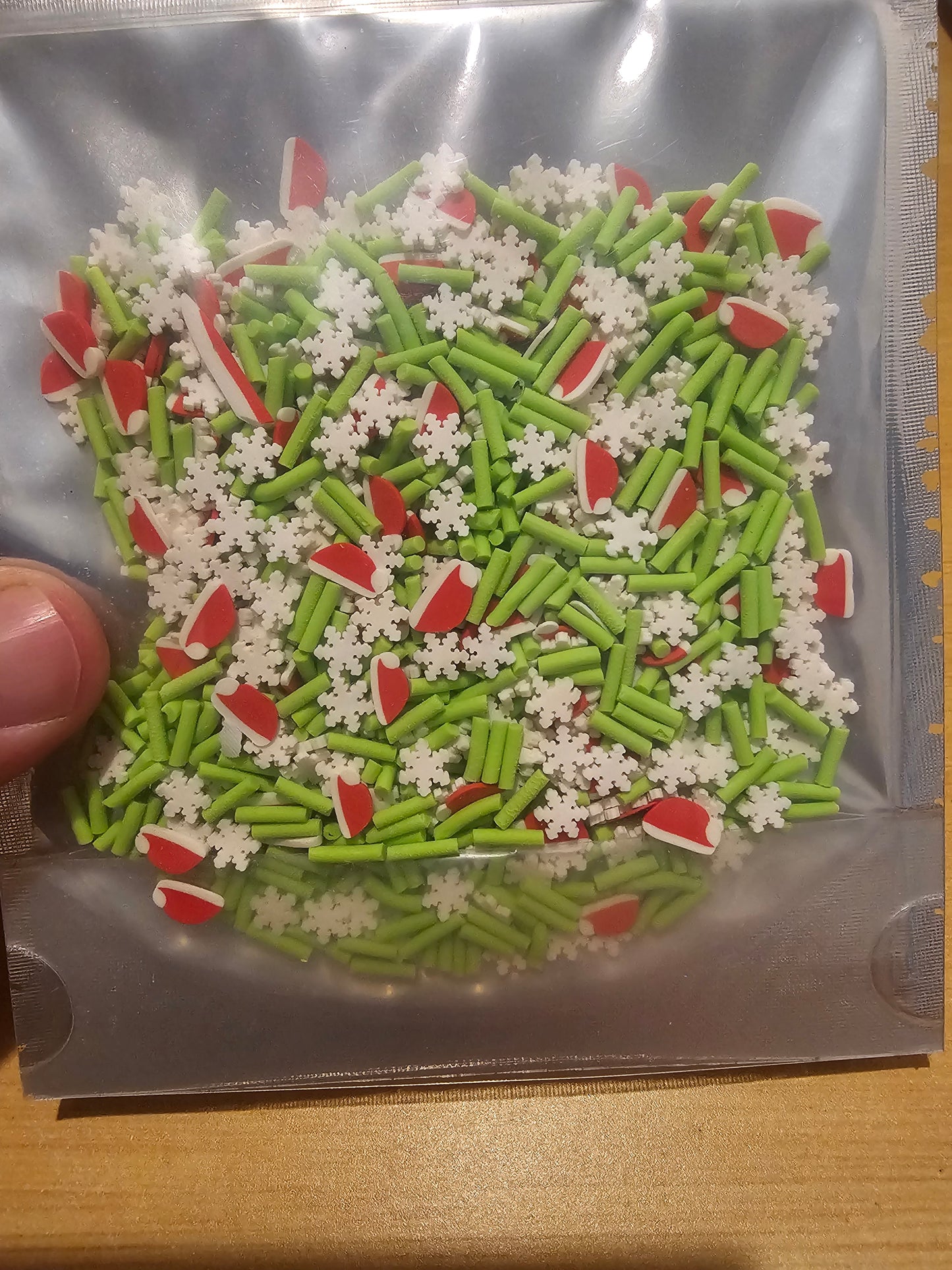 #572 Grinch Pieces